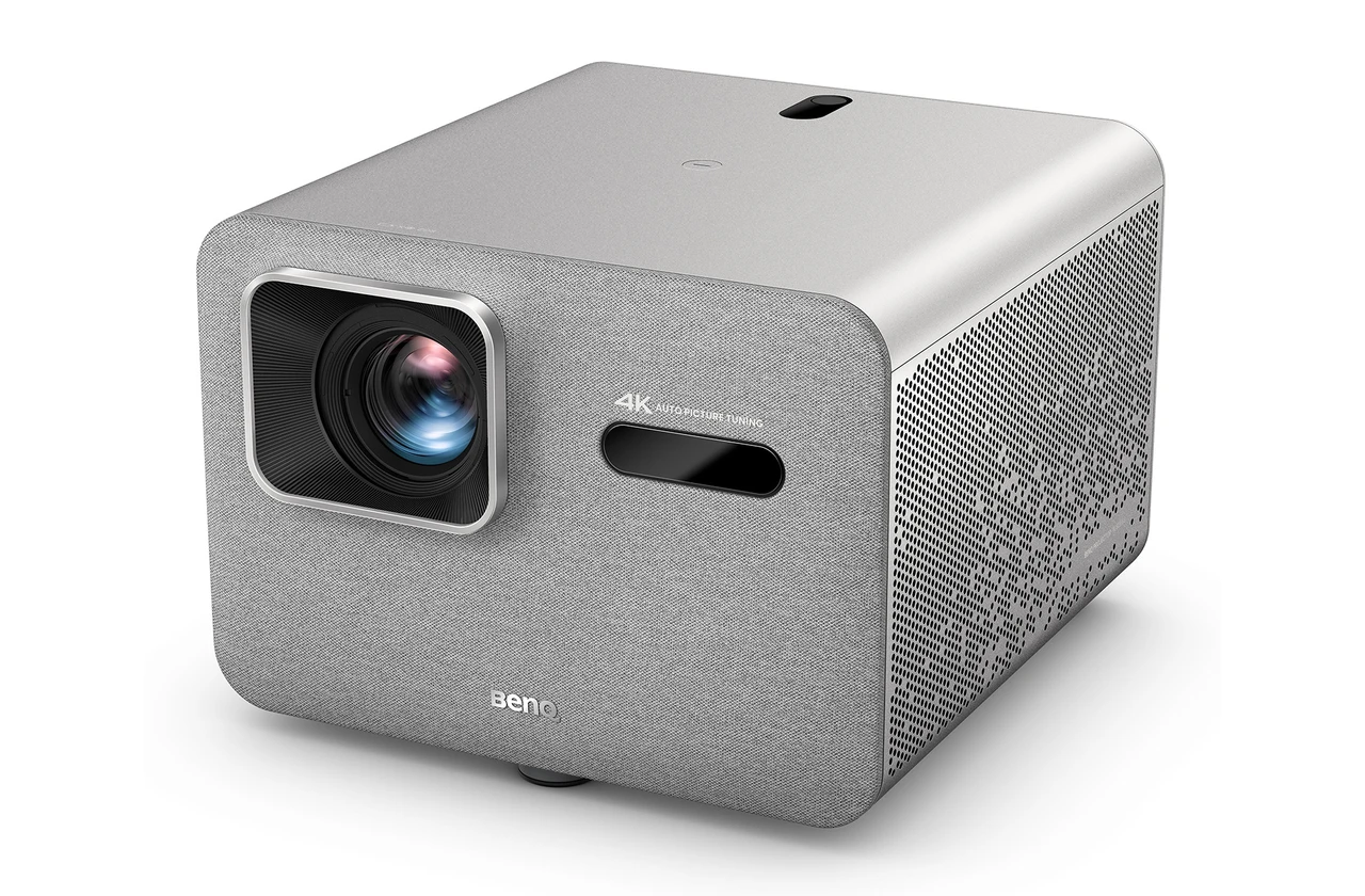 BenQ TK705STi — фотография точной модели.